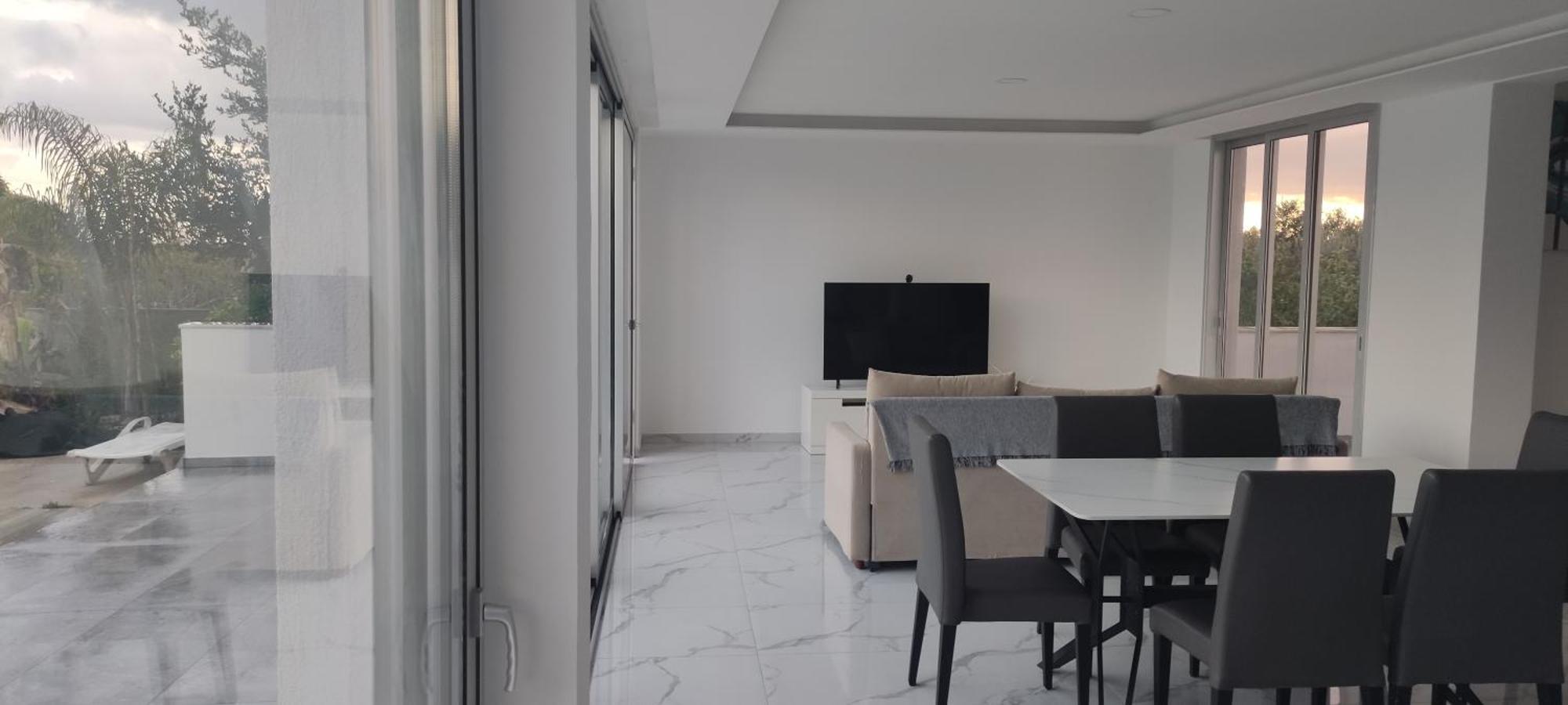 Kiti Village Villa, Cyprus, Salt-Water Pool, 6 Bedrooms, Larnaca Exteriér fotografie